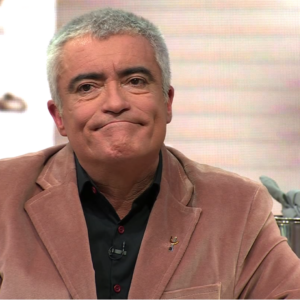 Hija de Mauricio Flores lo critica por no dejarla morir.