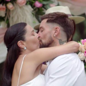 TierraBrava - Danila Aránguiz y Luis Mateucci